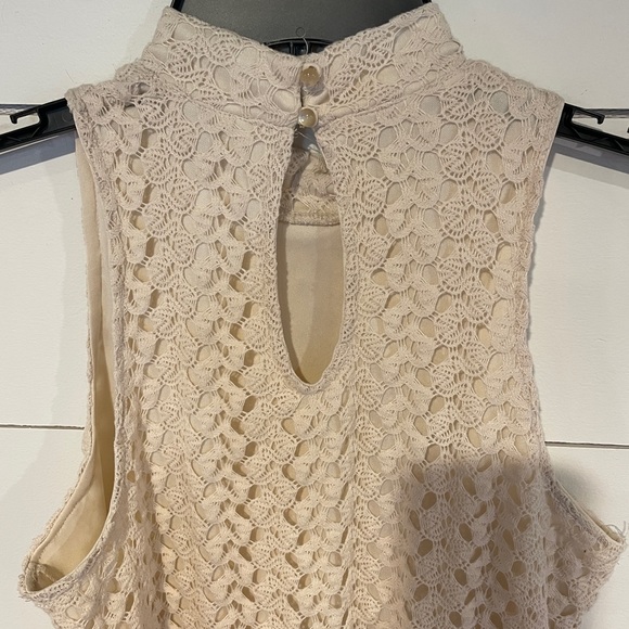 Women’s Lace Dress - Medium - Picture 5 of 6